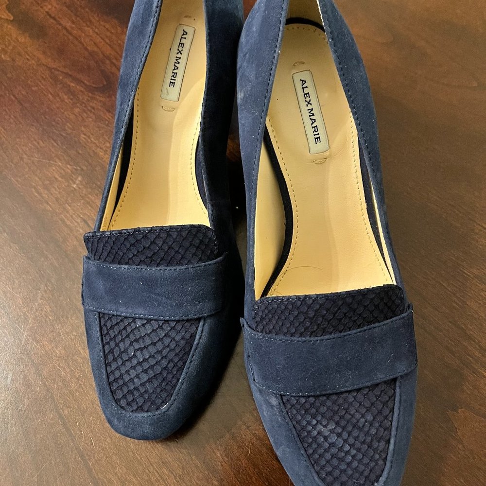 Alex Marie Navy Blue Pump - Size 6.5M